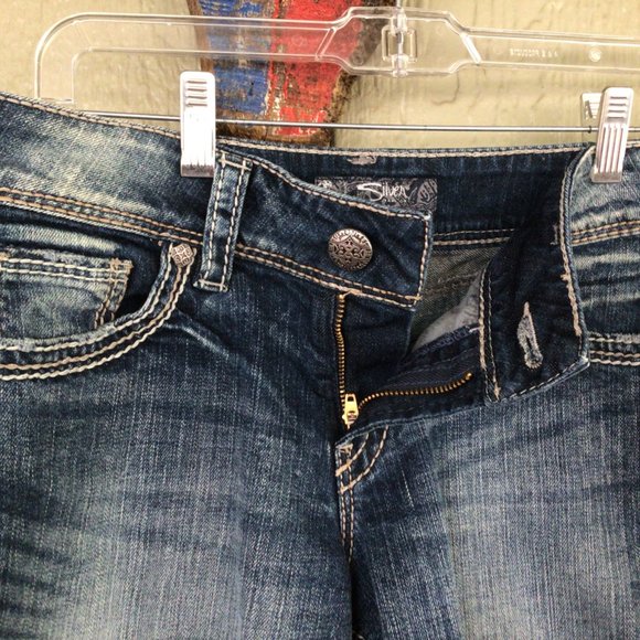 Silver Denim shorts low rise  W28 - Picture 3 of 4